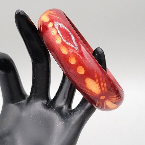 Resin Bangle Bracelet Stackable Etched Abstract Design Reddish Brown Vintage - Picture 4 of 6